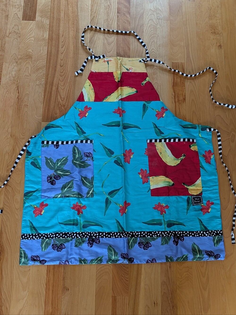 rare DROLL DESIGNS reversible cotton sateen apron